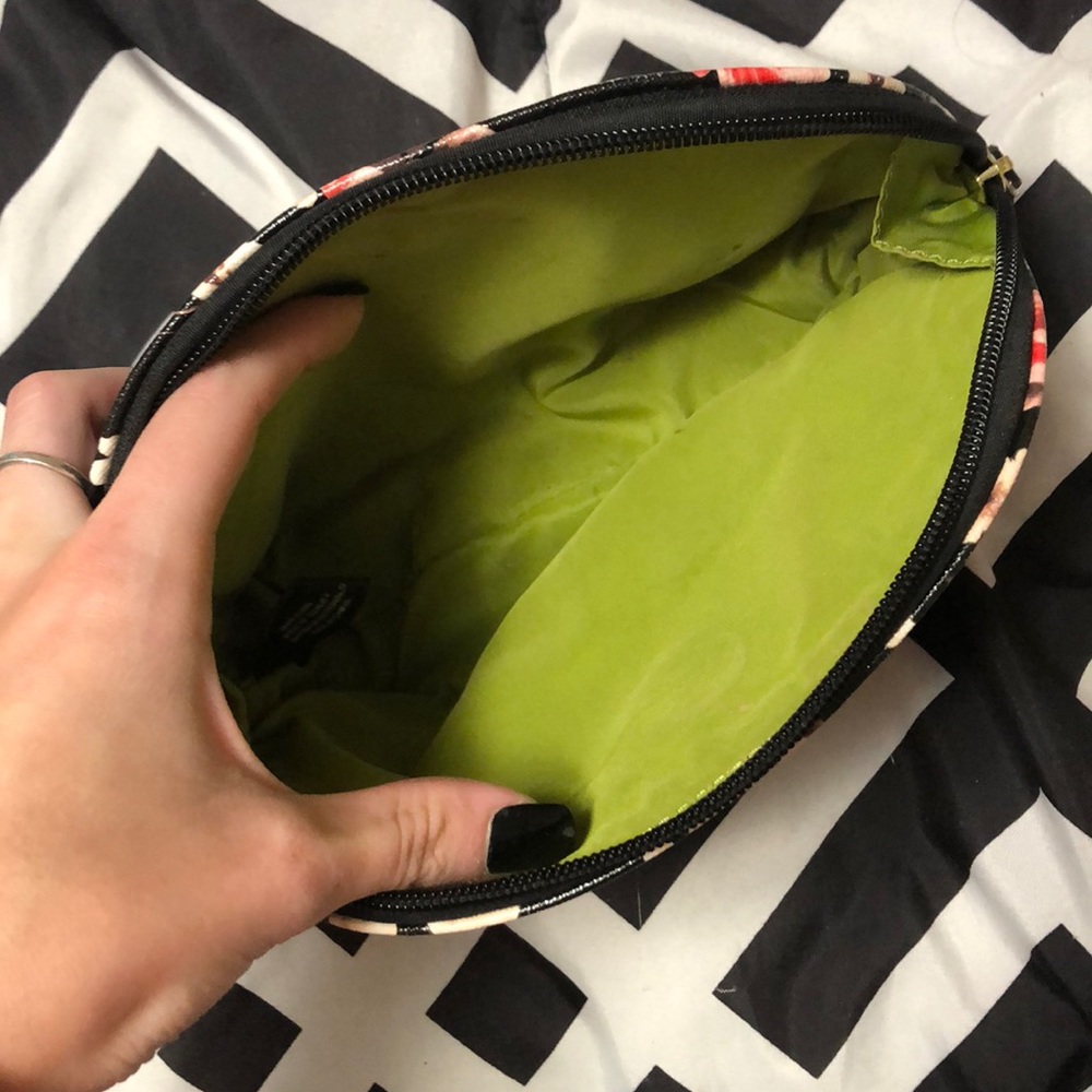 Make up bag - Picture 2 of 2